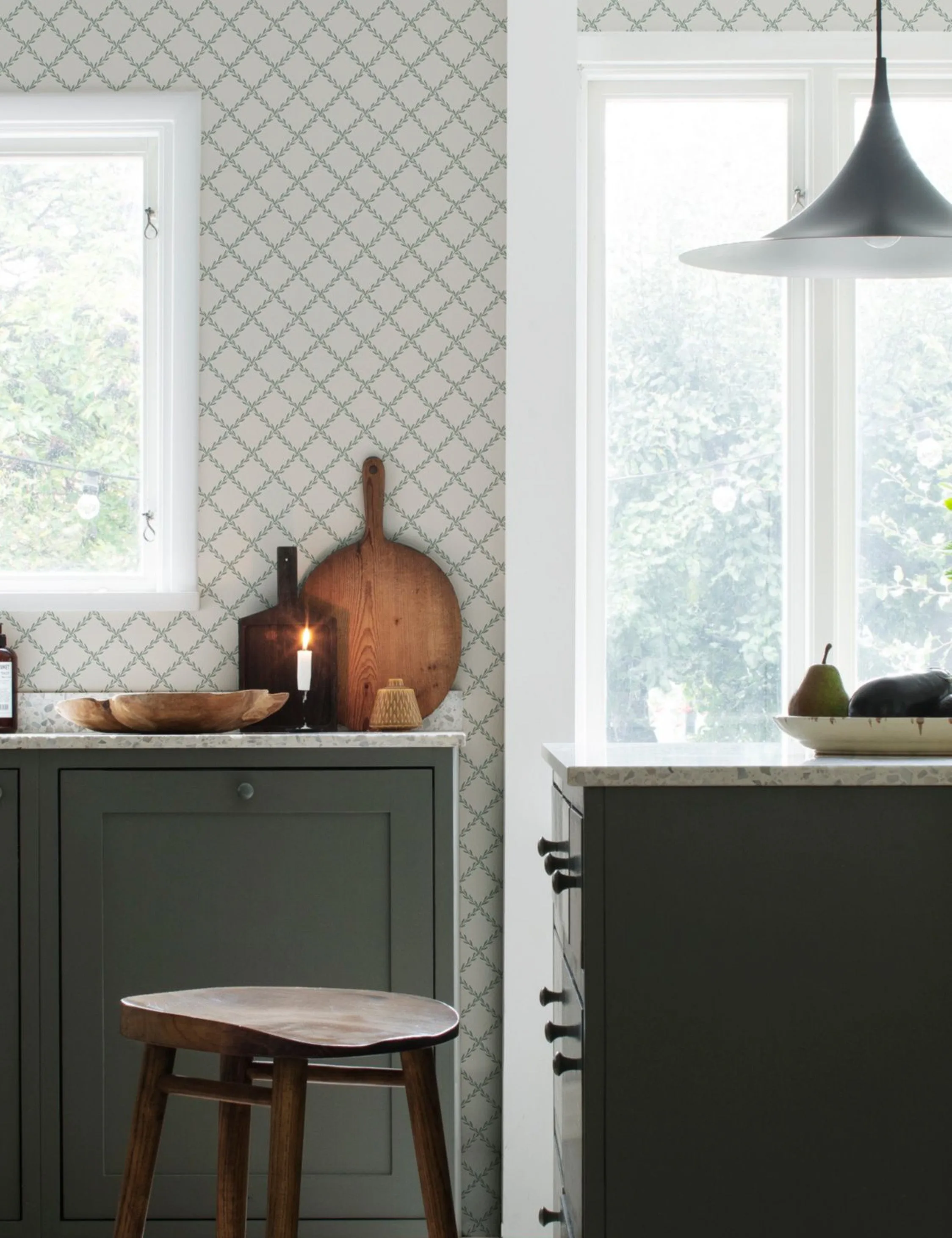 Trellis Wallpaper by Scalamandre Lulu and Georgia