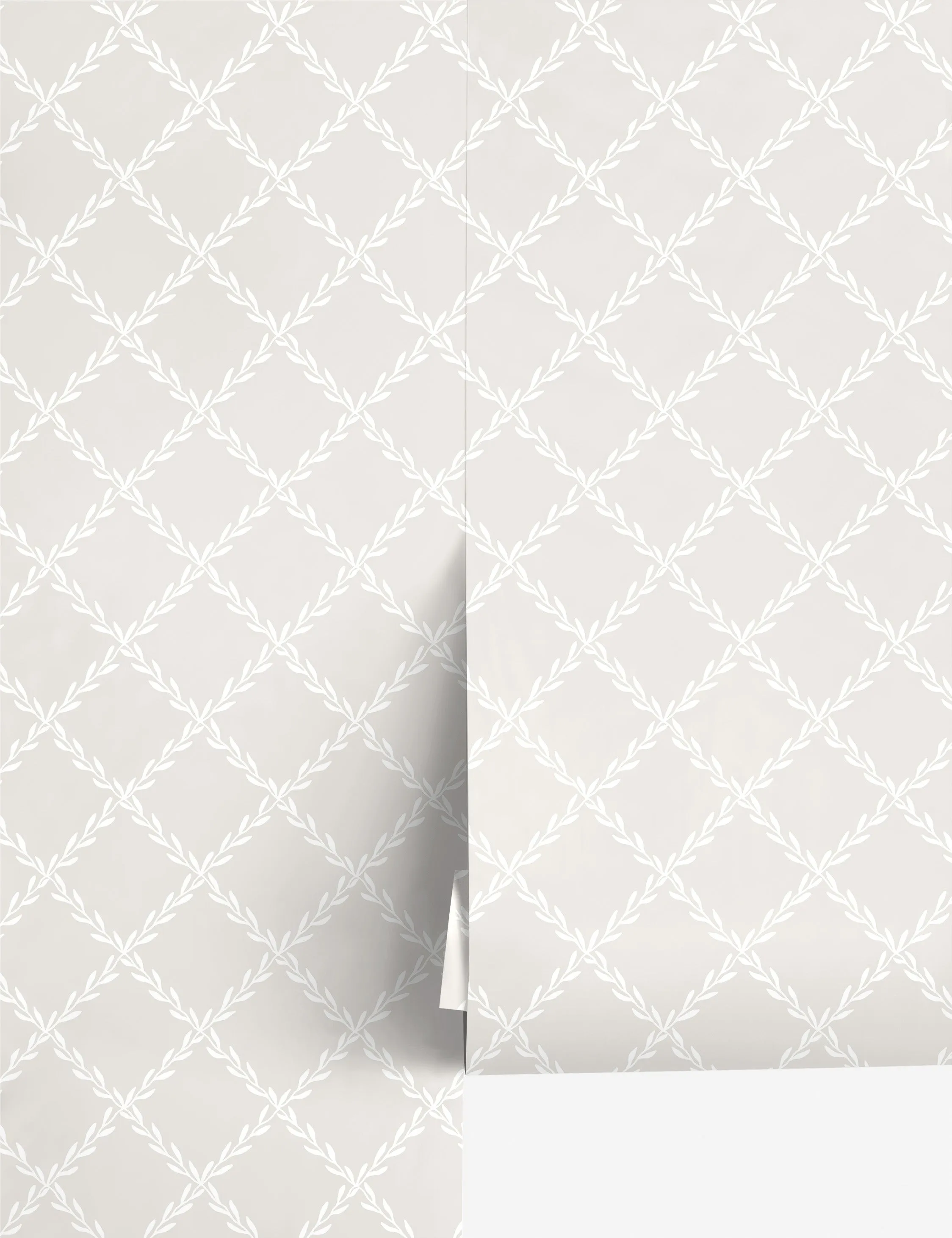 Trellis Wallpaper by Scalamandre Lulu and Georgia