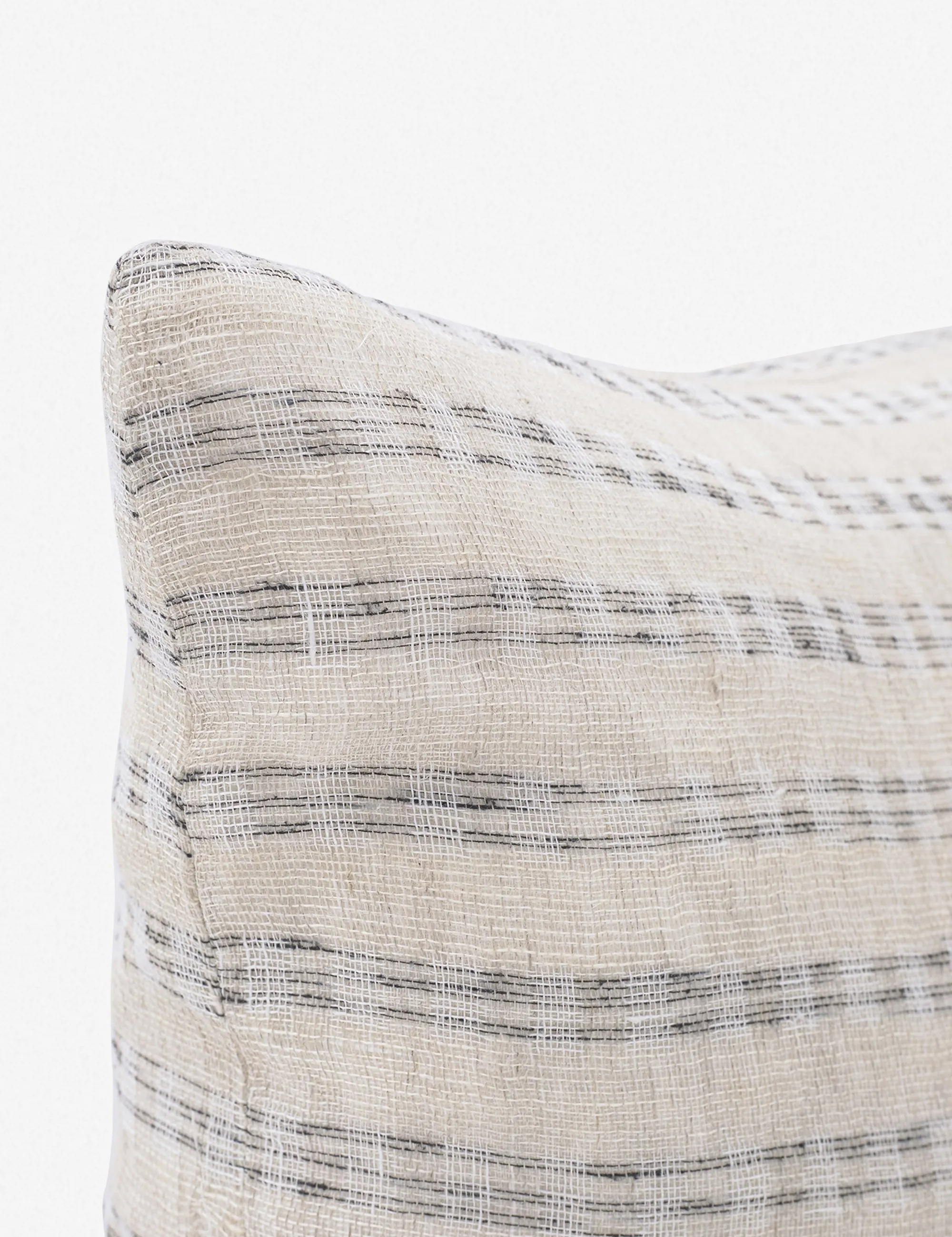 Vdara Linen Pillow Lulu and Georgia